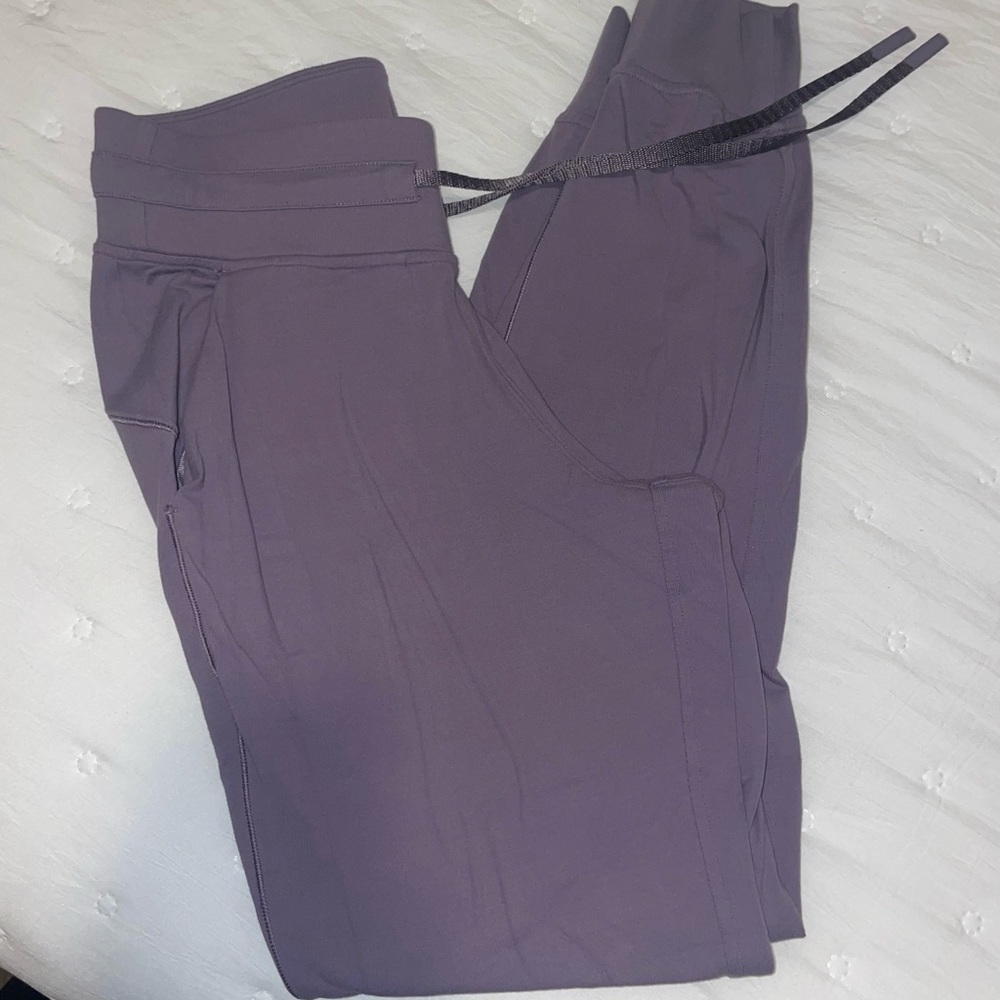 Size 4 Lululemon Align Joggers